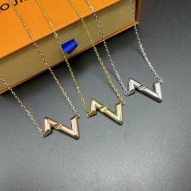 Picture of LV Necklace _SKULVnecklace06cly13312355